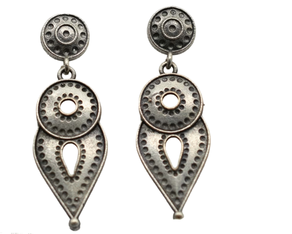 Radhika Drop Earrings - Image 2